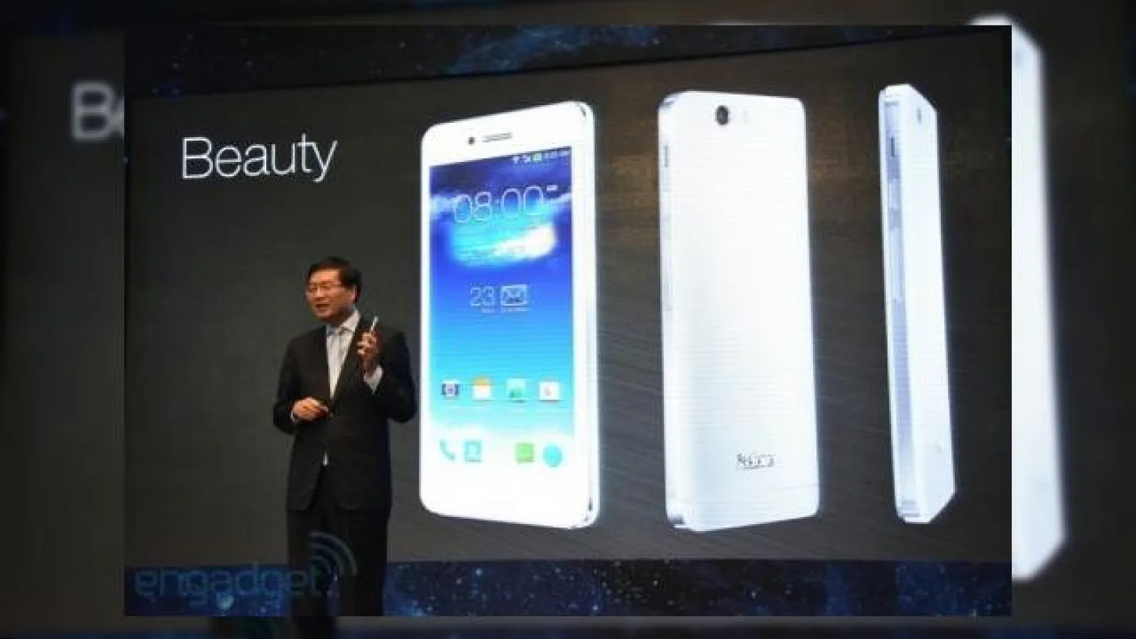 ASUS prezintă noul PadFone Infinity, cu procesor Snapdragon 800 și Îmbunătățiri de design
