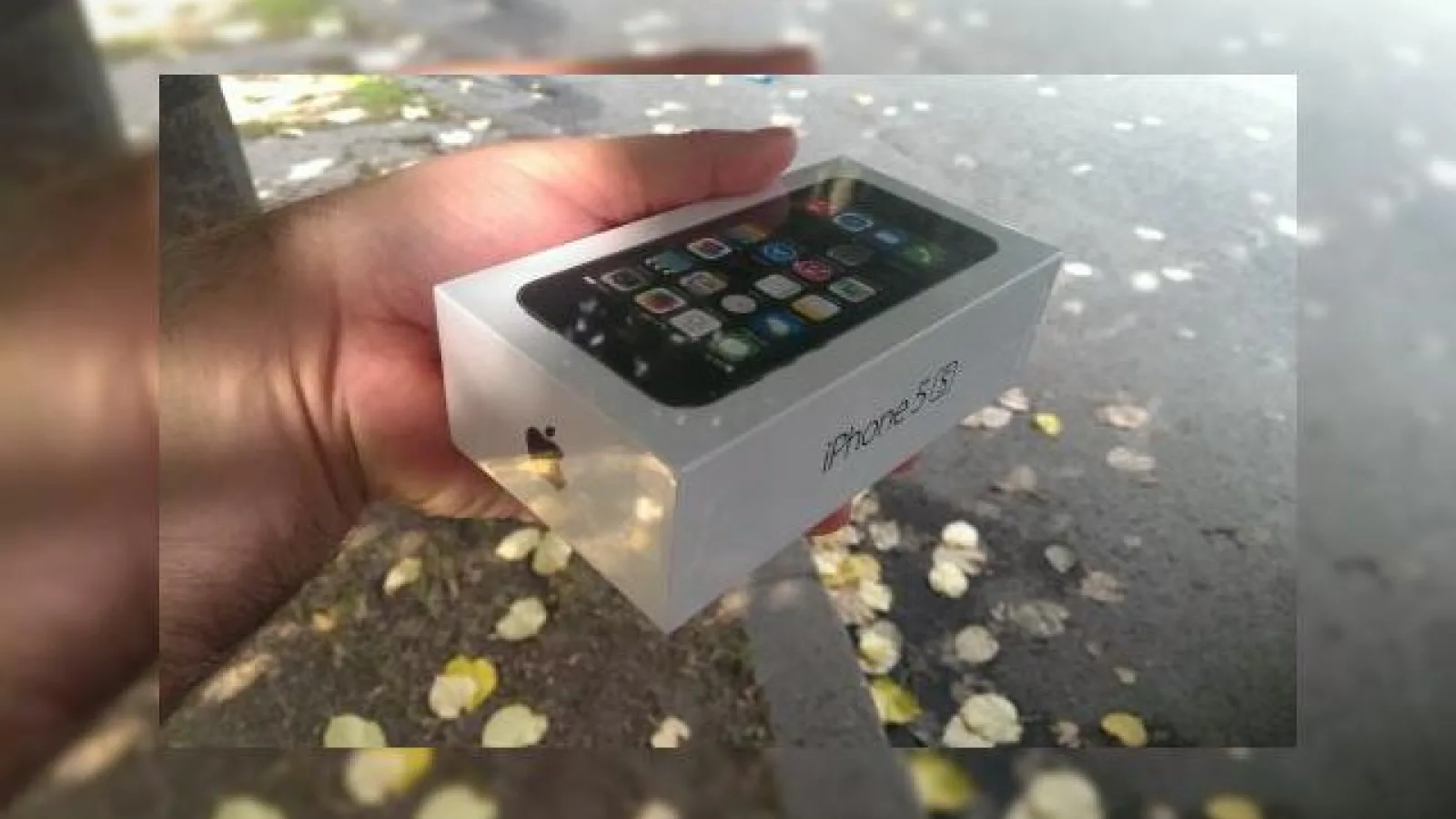 iPhone 5S la Mobilissimo.ro! Urmează luni unboxing și peste o săptămână review!
