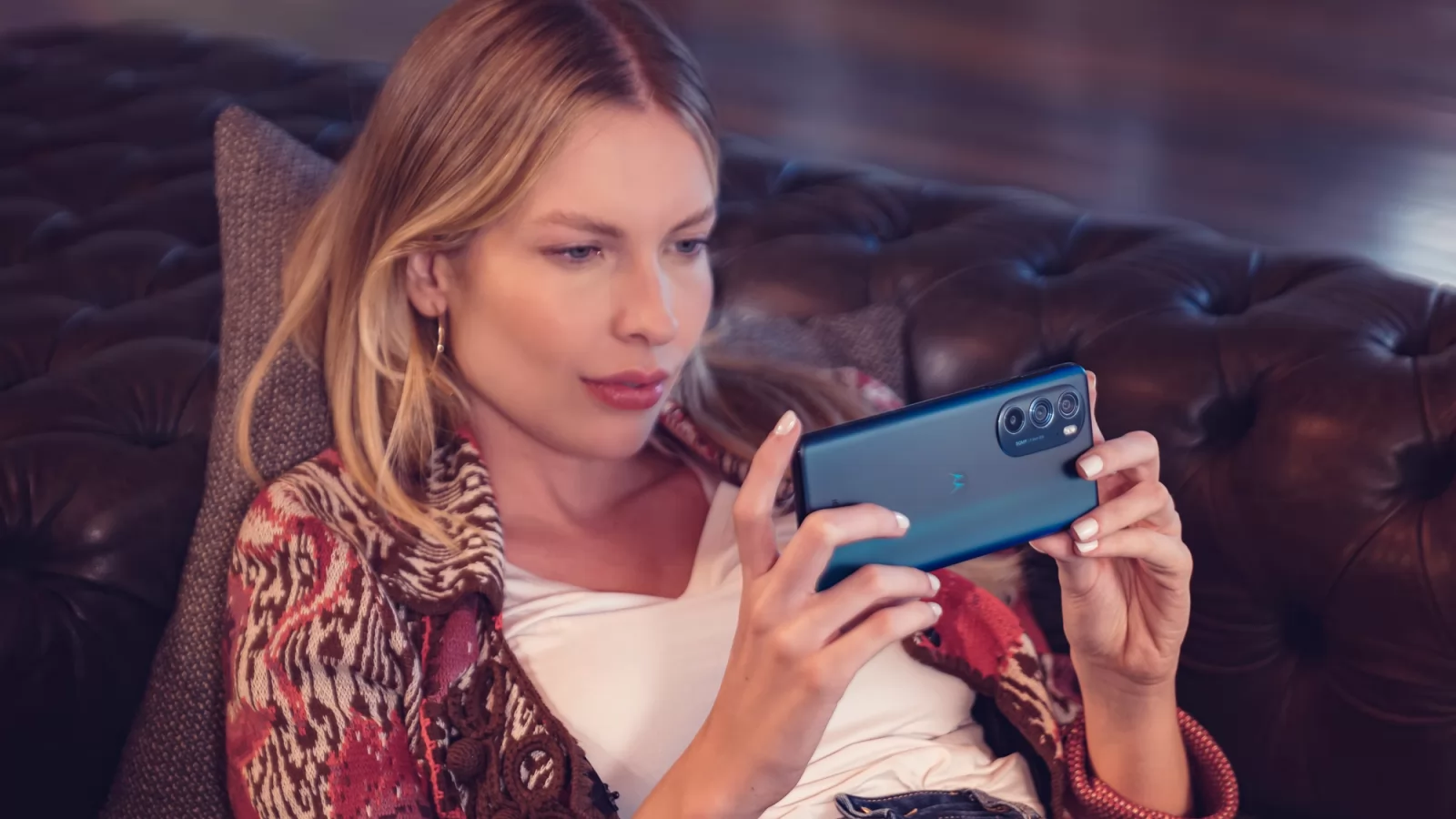 Preț și disponibilitate Motorola Edge 30 Pro în România