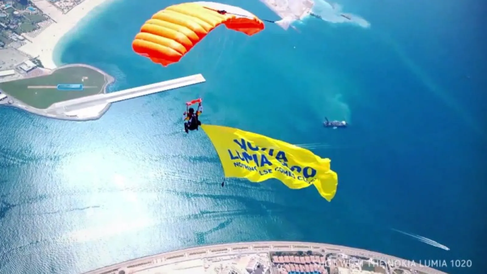 Nokia Lumia 1020 se parașutează În Dubai, În curând aterizează și pe masa de teste Mobilissimo