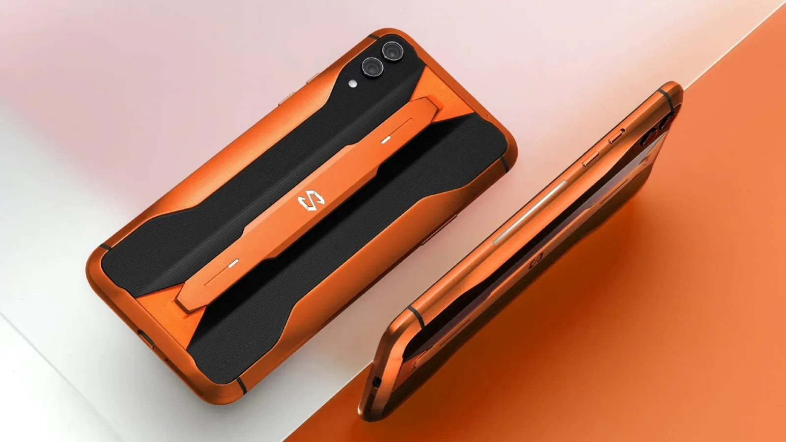 Black Shark 5 și Black Shark 5 Pro se lansează pe 30 martie, smartphone-uri de gaming cu încărcare la 120W