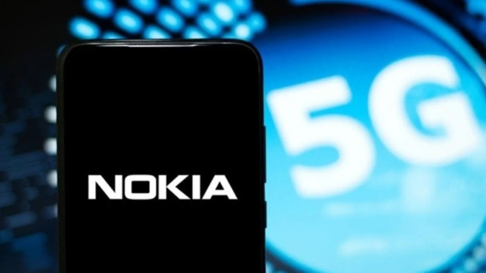 Două firme din grupul Nokia, respinse de CSAT de la a furniza soluții și echipamente 5G, dau în judecată Guvernul României