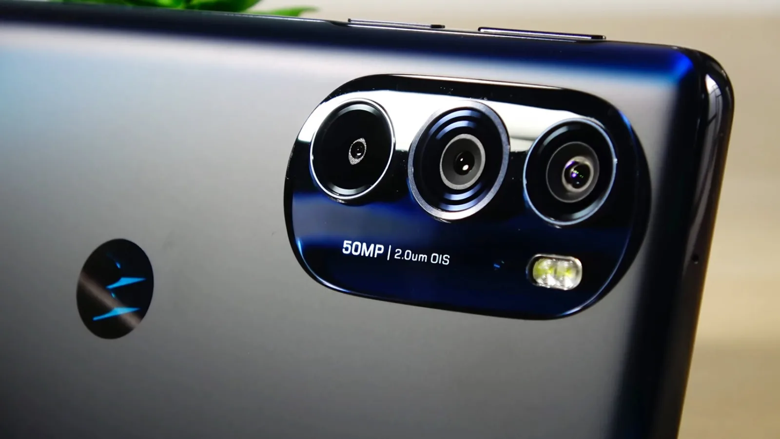 Motorola Edge 30 Pro: Camera sună bine ca numere şi captură de Instagram, dar sunt și imperfecţiuni