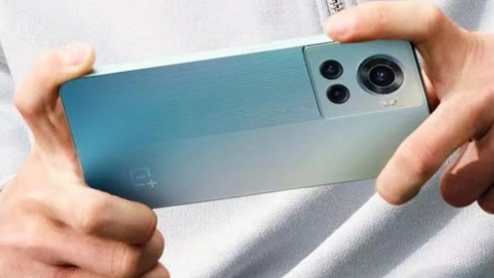 OnePlus Ace apare în fotografii hands on şi clipuri video; Va fi un OnePlus 10R?