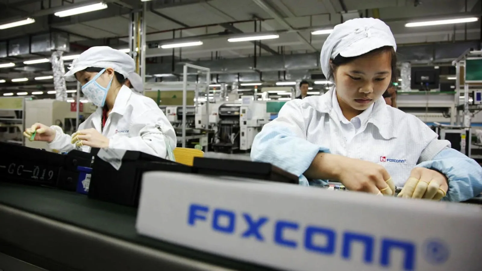Producţia iPhone pusă în pericol de lockdown-ul sever din China, din cauza Covid