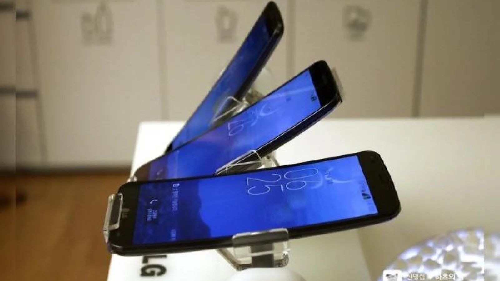 LG G Flex ne dezvăluie toate detaliile sale Într-o nouă serie de imagini