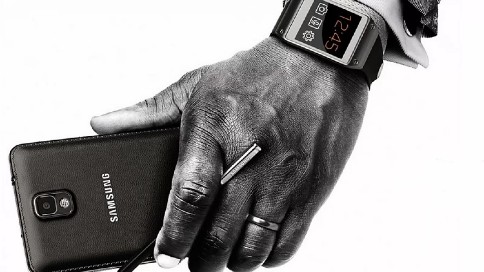 Samsung a vândut mai puțin de 50.000 unități Galaxy Gear până În acest moment În țara de baștină
