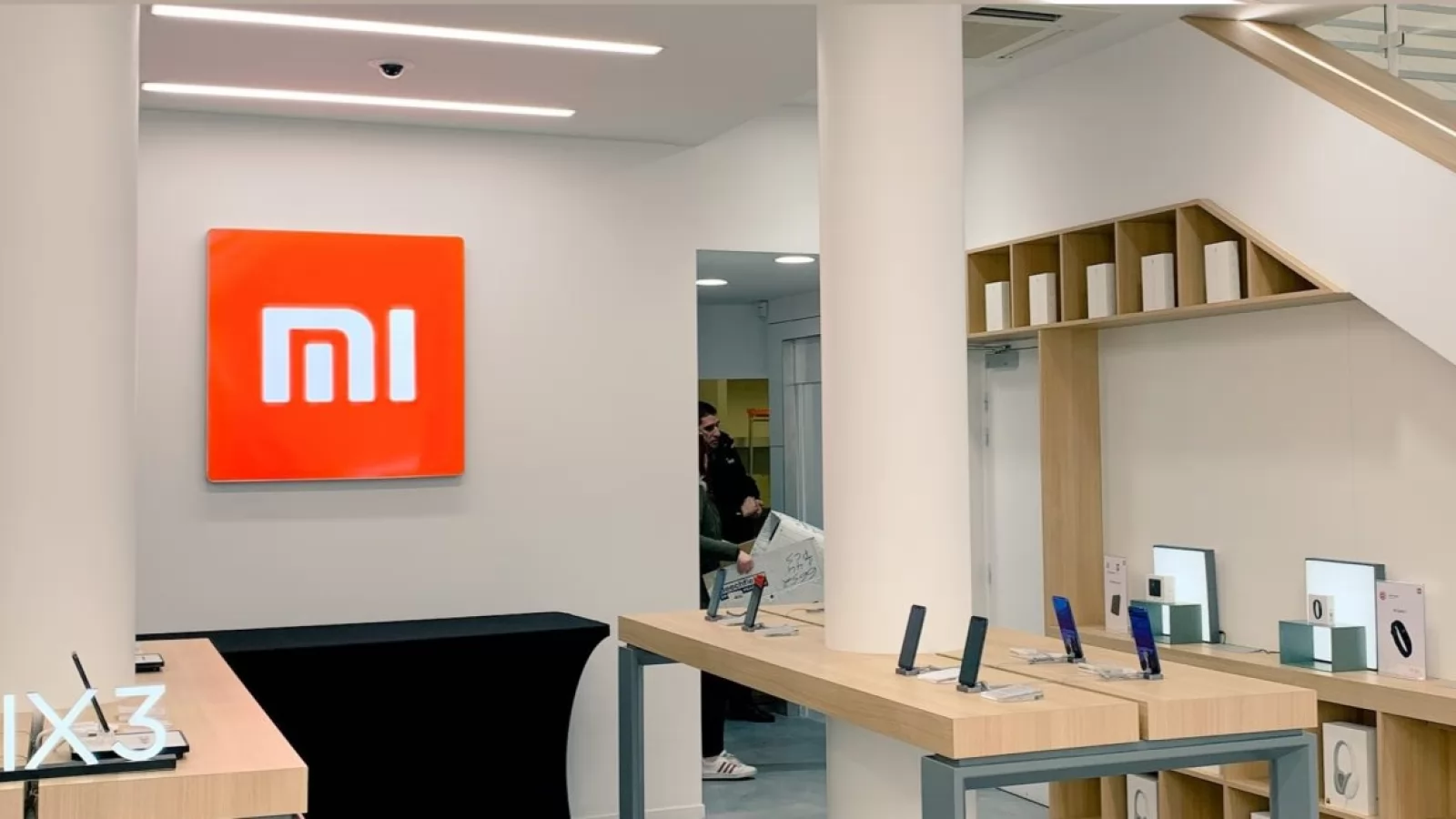 India confiscă 725 de milioane de dolari de la Xiaomi, din cauza unor transferuri ilegale de bani