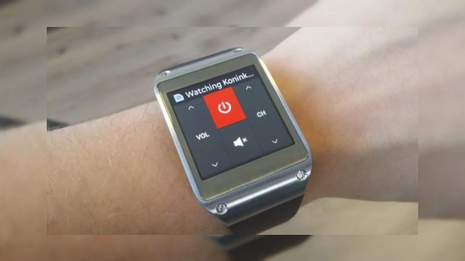 Controlează televizorul folosind ceasul Galaxy Gear, aplicația Smart Remote și Galaxy S4 sau Note 3