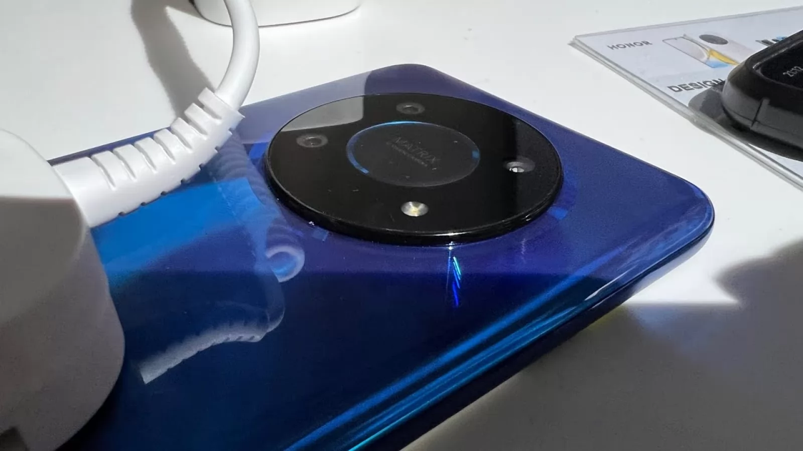 HONOR Magic4 Lite Hands-on: telefon multimedia cu muchii de doar un milimetru, Play Store la bord (Video)