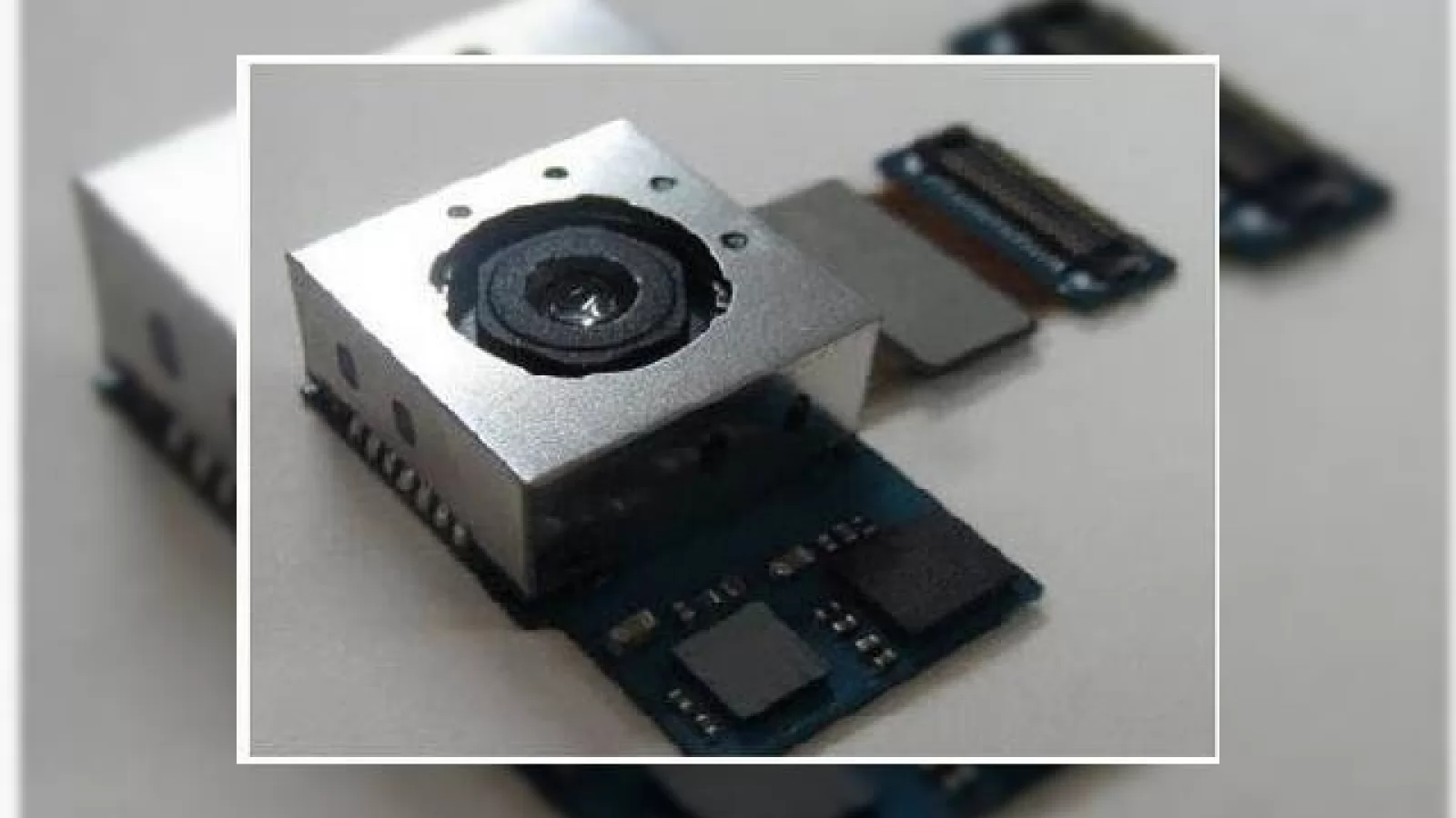 Samsung lucrează la un modul de cameră de 20 de megapixeli, lansat către finalul lui 2014 pe Galaxy Note 4