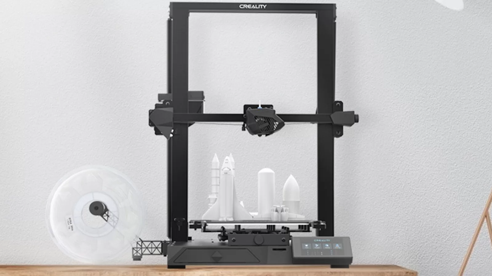 Imprimanta 3D Creality CR-10 primește un discount pe Cafago și se livrează rapid în România, din depozitul european