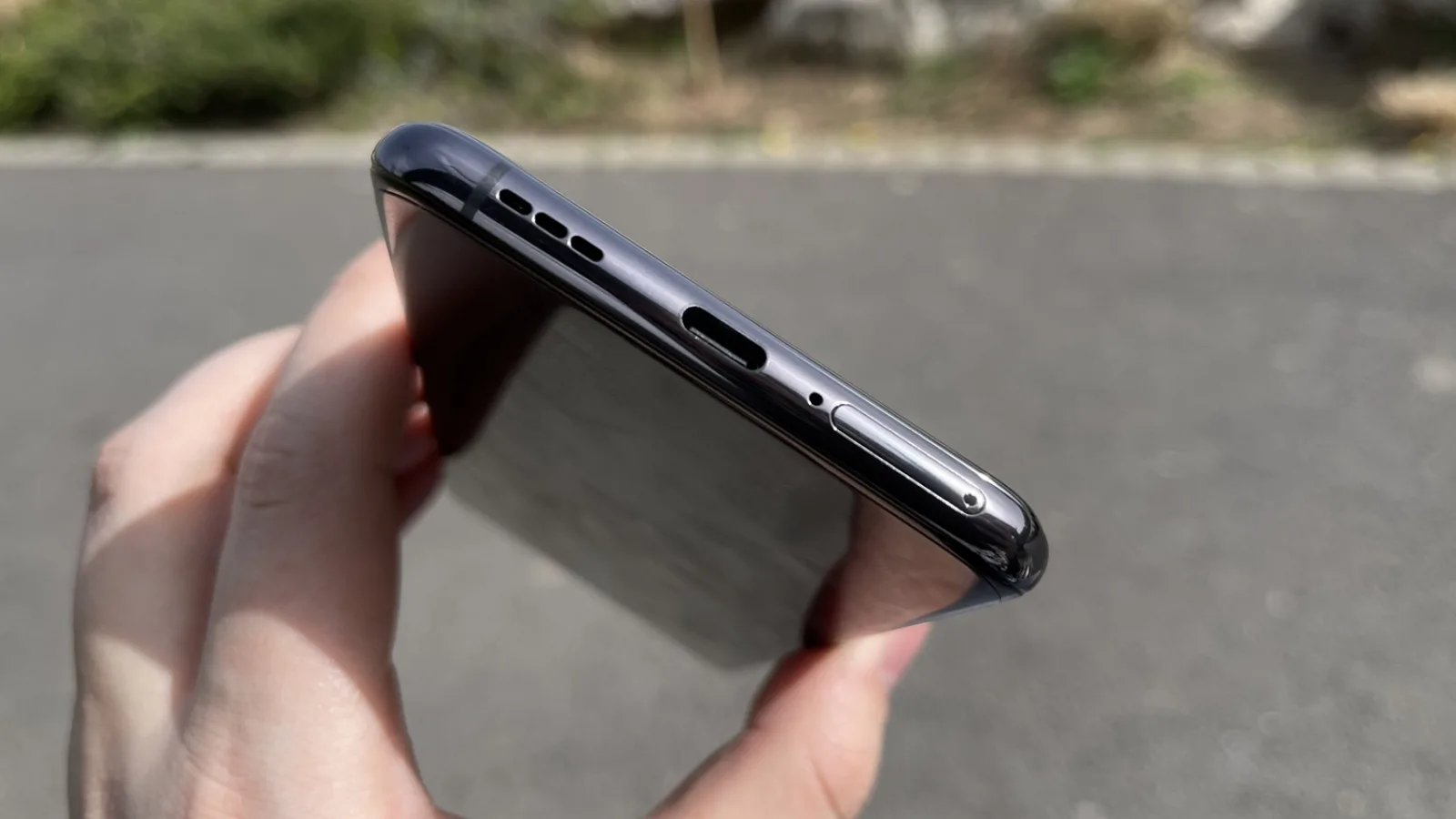 OPPO Find X5 Pro: Acustica blândă, stereo, ce depinde mult de speakerul de jos