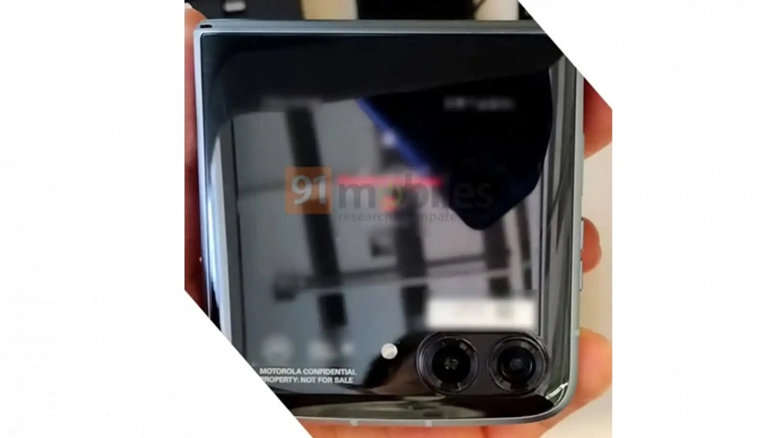 Motorola RAZR 3 va aduce un ecran extern mai mare decât rivalul Samsung Galaxy Flip 4; Ce diagonală are?
