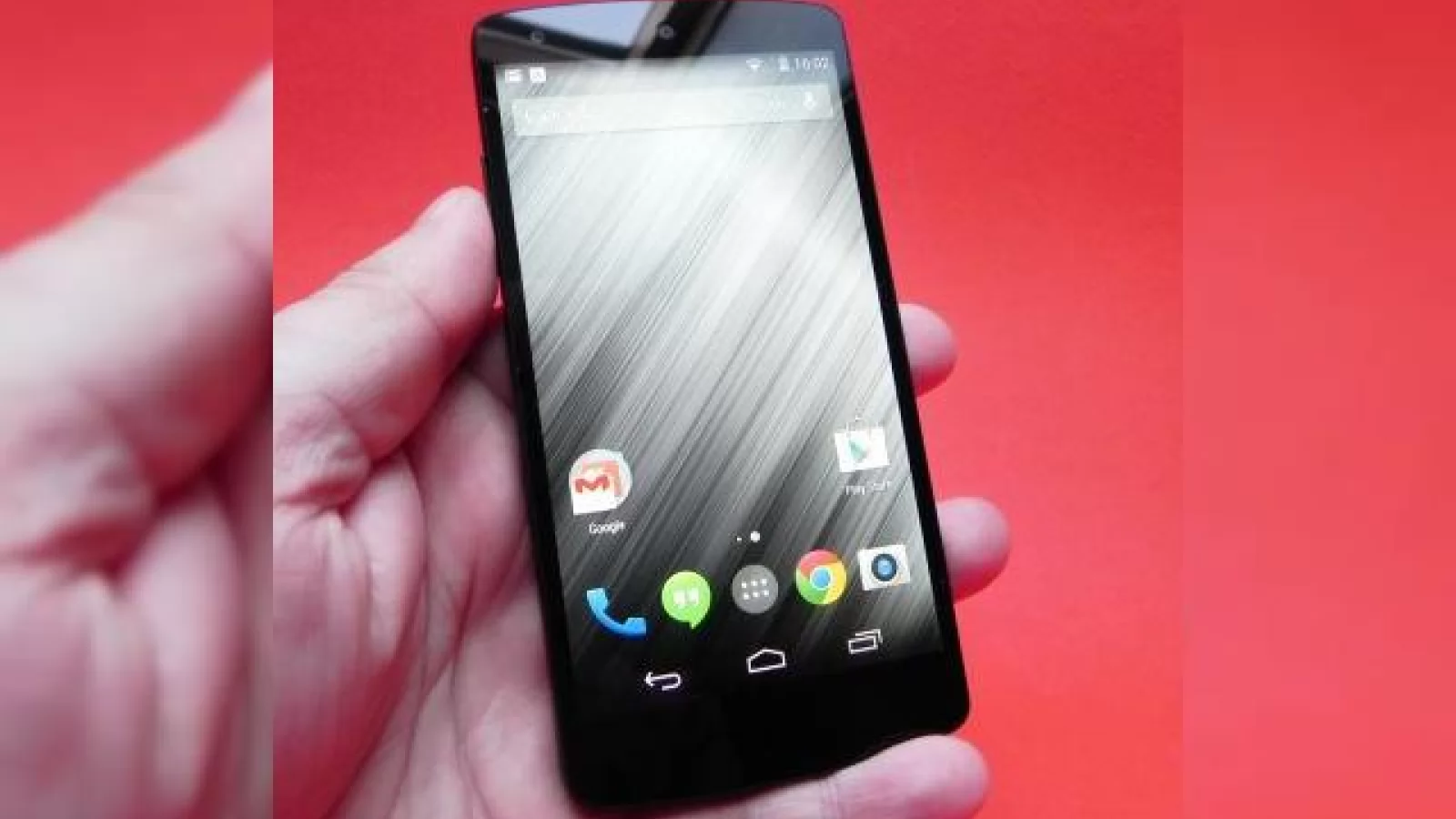 LG Nexus 5 review: mai bun decât Nexus 4, dar sub precursorul LG G2 (Video)