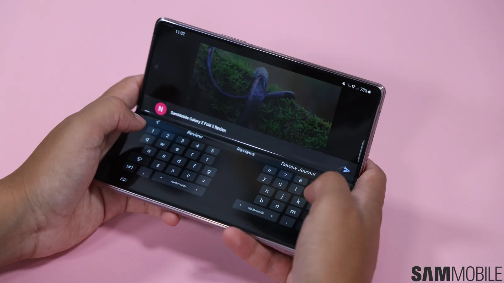 Gboard primește funcția split screen pentru pliabile și tablete, cu o tastatură qwerty împărțită în două