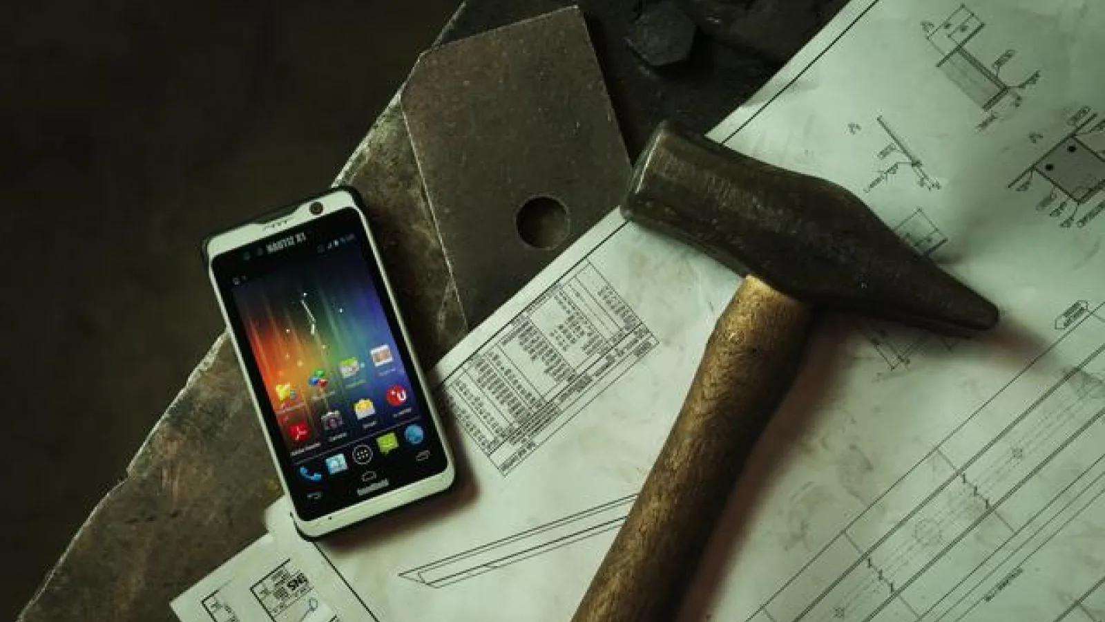 Nautiz X1, telefon bărbătesc ultrarezistent disponibil acum pe eBay