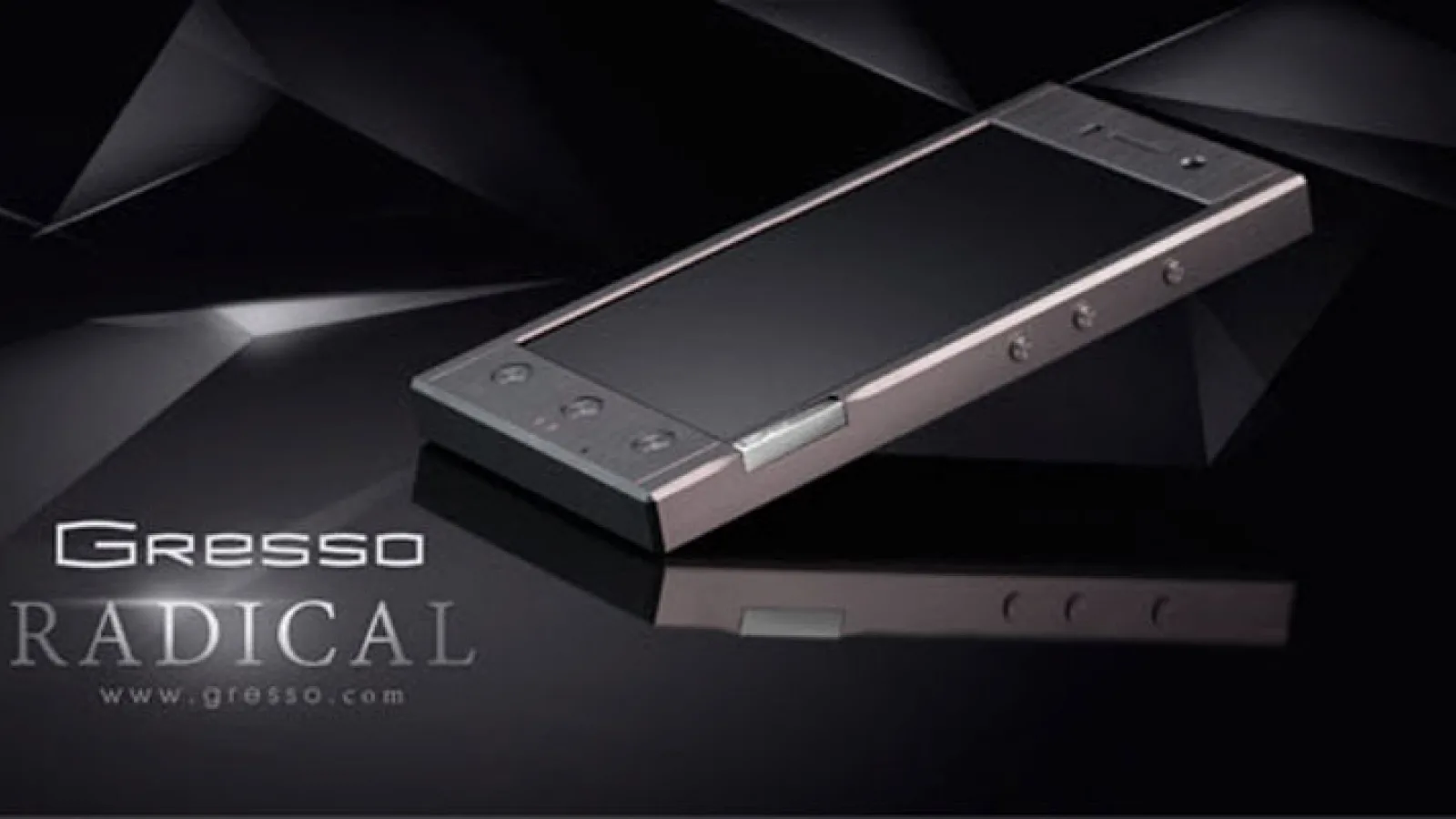 Aur alb și Android 4.1.2 pentru noul telefon Gresso Radical, smartphone de 2000 de dolari