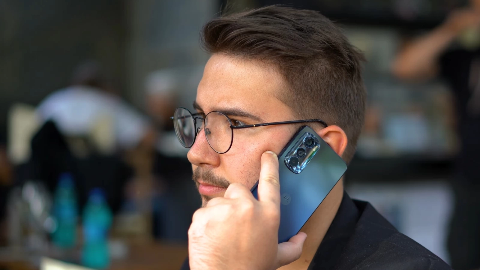 Motorola Edge 30: Conectivitate de flagship sau chiar peste!