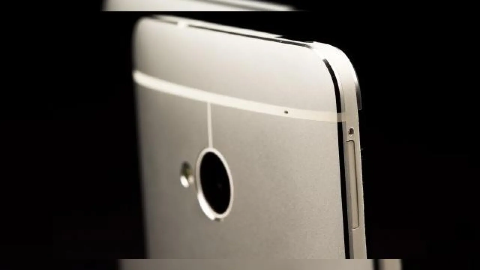 Noi detalii despre HTC M8 (ONE 2) și-au făcut apariția pe internet; acesta s-ar putea numi HTC One+ și ar putea integra un procesor Snapdragon 805