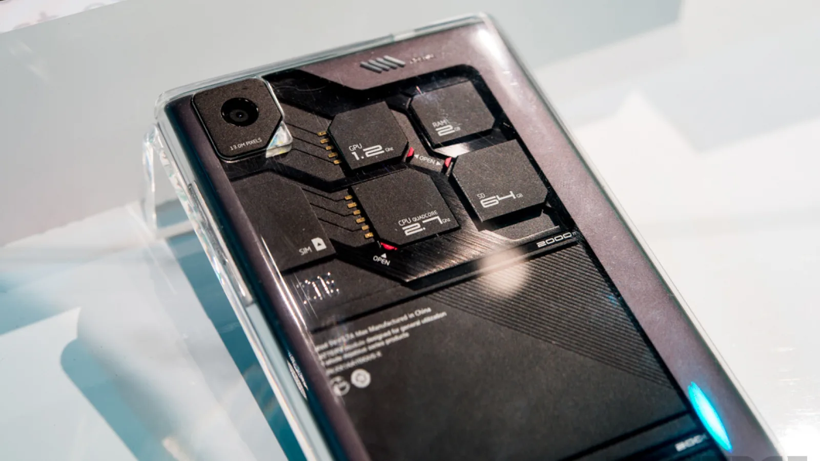 CES 2014: ZTE Își prezintă telefonul modular Eco-Mobius În Las Vegas