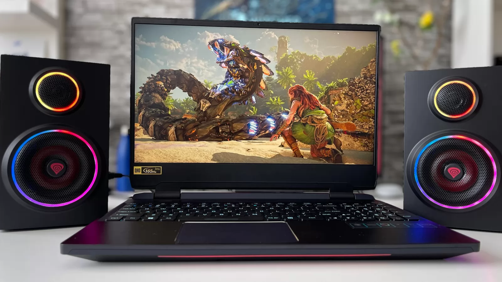 Prezentare Genesis Helium 300BT ARGB: Boxe de gaming Bluetooth, cu bas puternic și iluminare ARGB sincronizată cu PC-ul