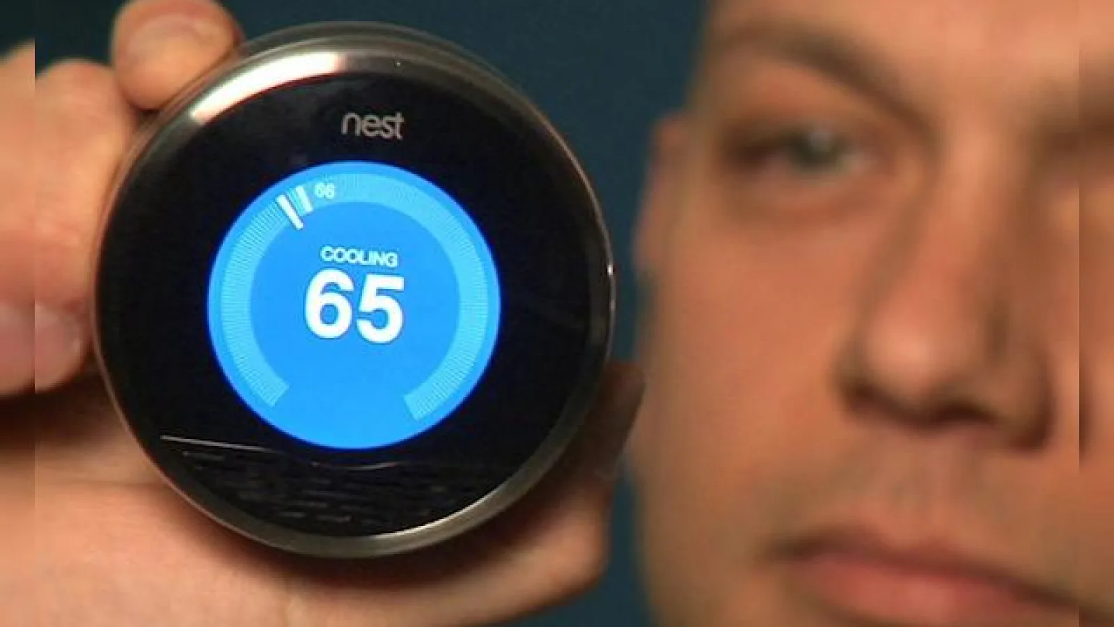 Google cumpără Nest, producător de termostate pentru case smart; Tranzactie de 3.2 miliarde de dolari!
