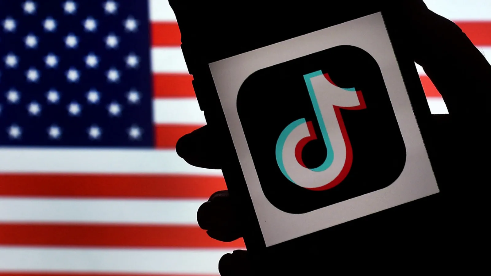 "Ştergeţi TikTok ACUM din Play Store şi App Store"! Iată solicitarea unui comisar FCC către Google şi Apple