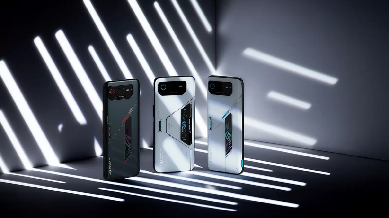 ASUS ROG Phone 6 Pro trece la următorul nivel și aduce gamerilor procesorul Snapdragon 8+ Gen1, ecran 165Hz; Vine și ROG Phone 6