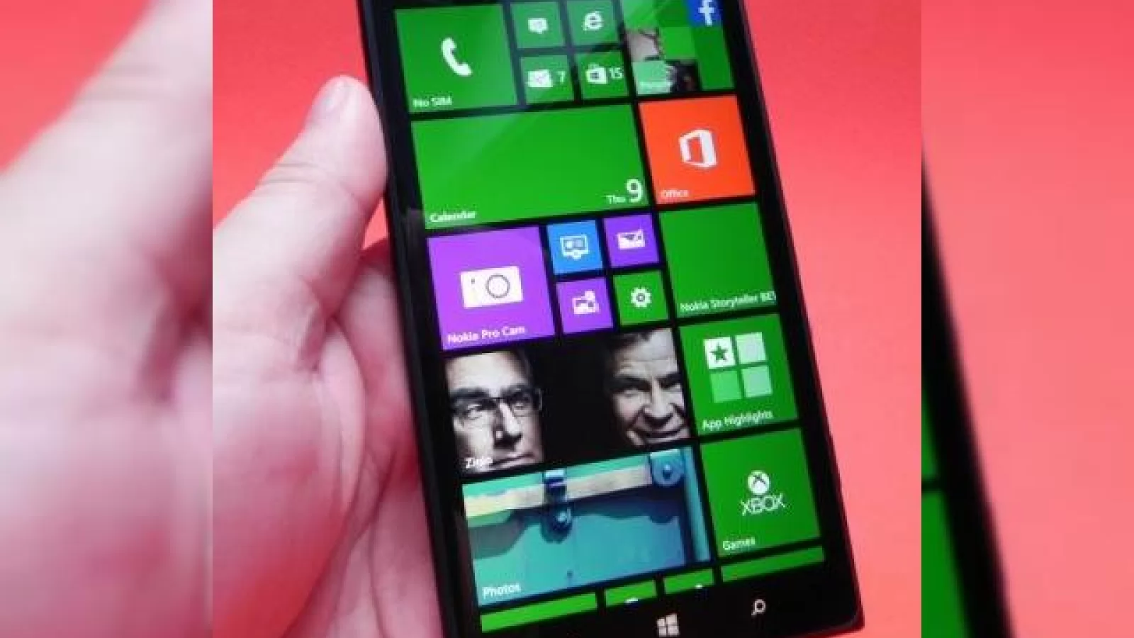 Nokia Lumia 1520 Review: un phablet Windows Phone excelent, menit doar pentru anumite buzunare (Video)
