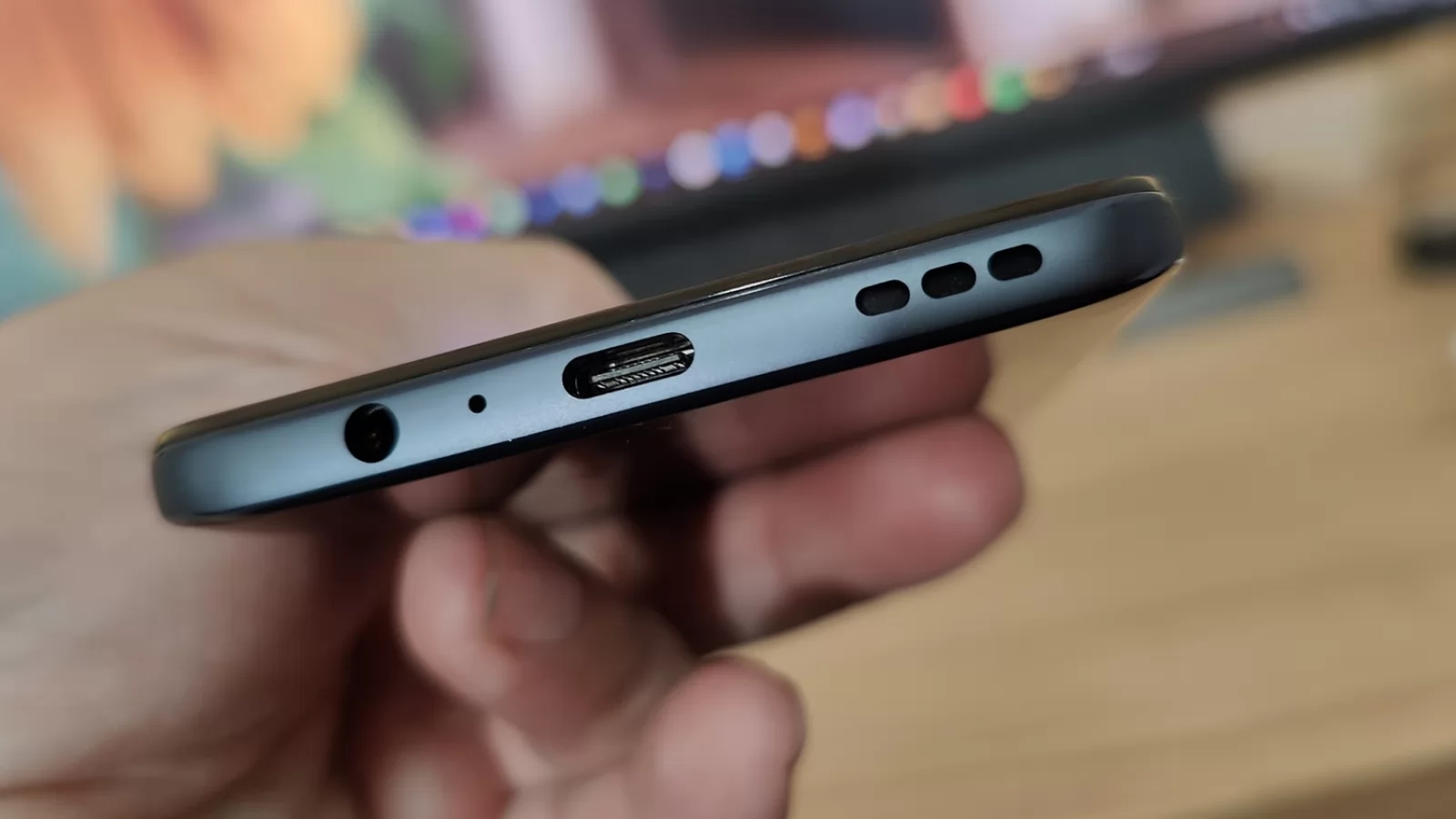 Motorola Moto G82 5G: Acustica stereo, dar fără recorduri la bas sau volum