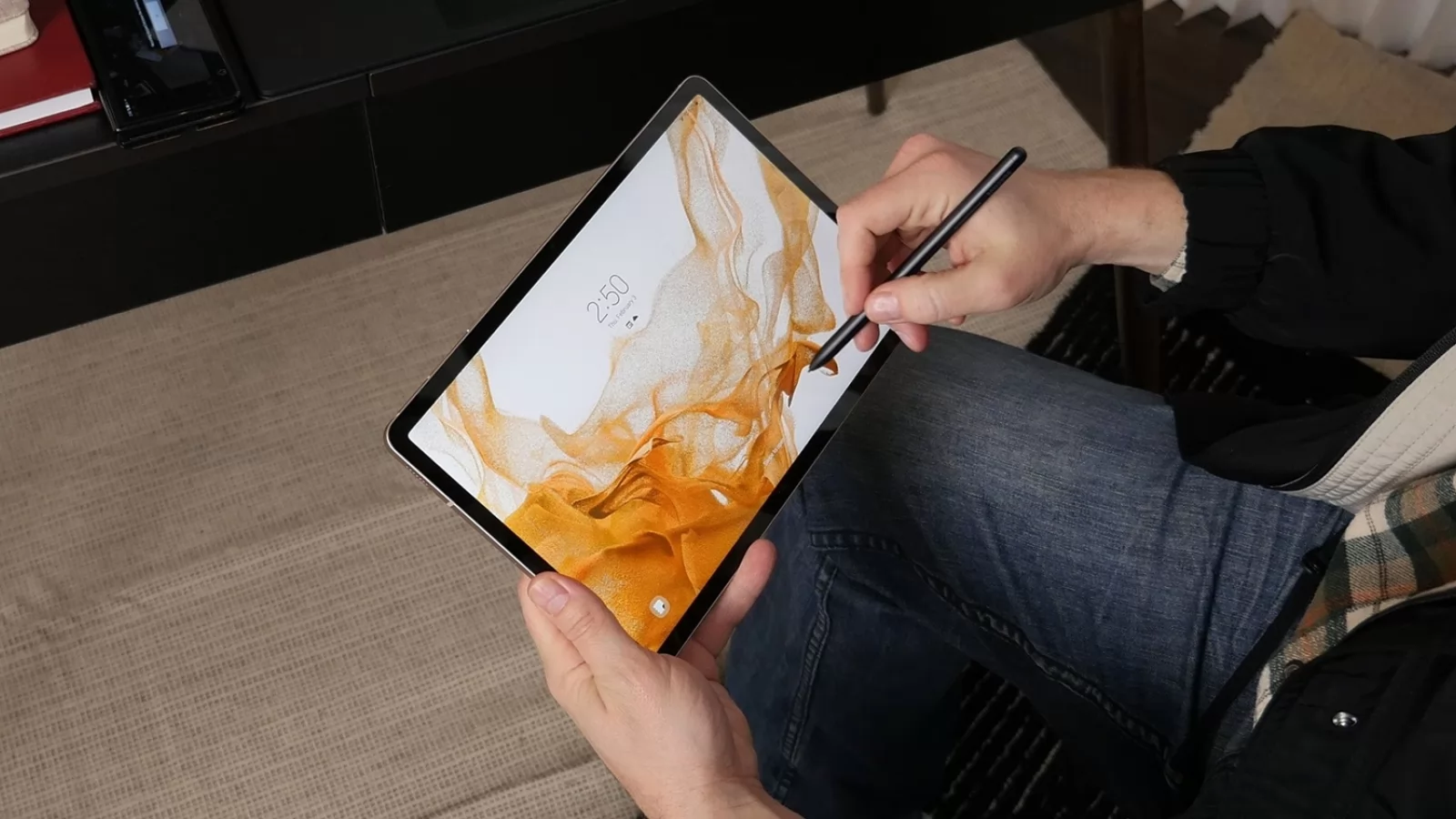 Discount de câteva sute de lei pentru tableta Samsung Galaxy Tab S8 5G, cu S-Pen la pachet; De unde o cumperi?