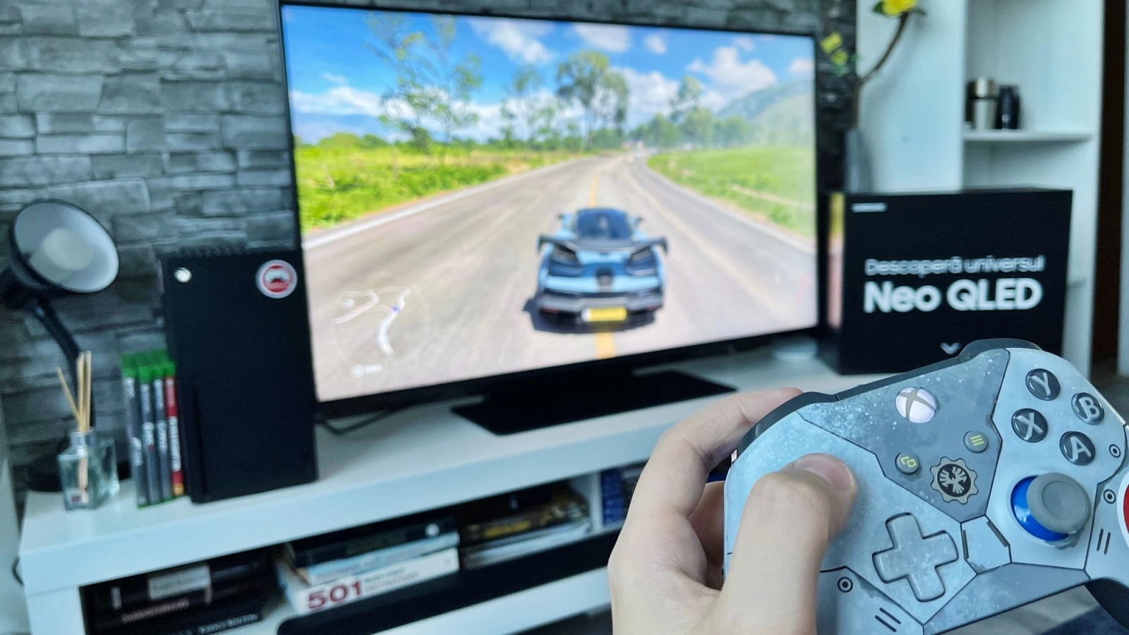Samsung QN90B ar putea fi următorul tău televizor de gaming; AMD FreeSync Premium Pro și Motion Xcelerator Turbo Pro pentru experiențe de gaming fără cusur