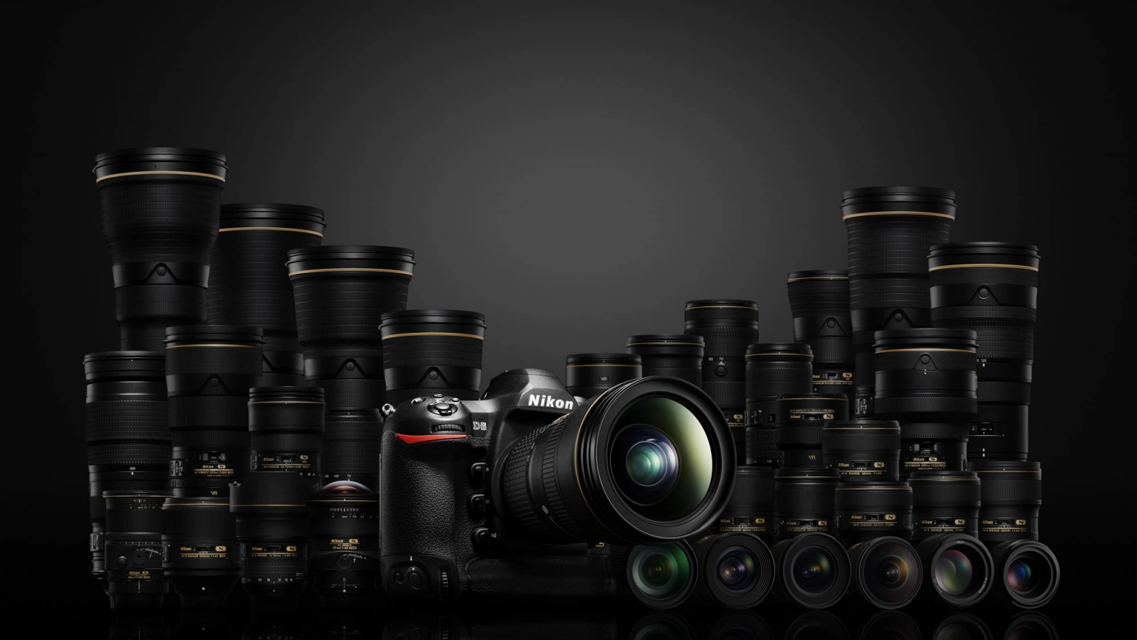 Nikon ar renunţa la segmentul DSLR-urilor, se va axa pe aparate foto mirrorless
