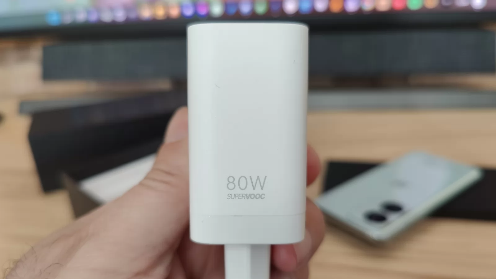 OnePlus Nord 2T 5G: Baterie mai degrabă pentru "Stranger Things", decât pentru Asphalt 9