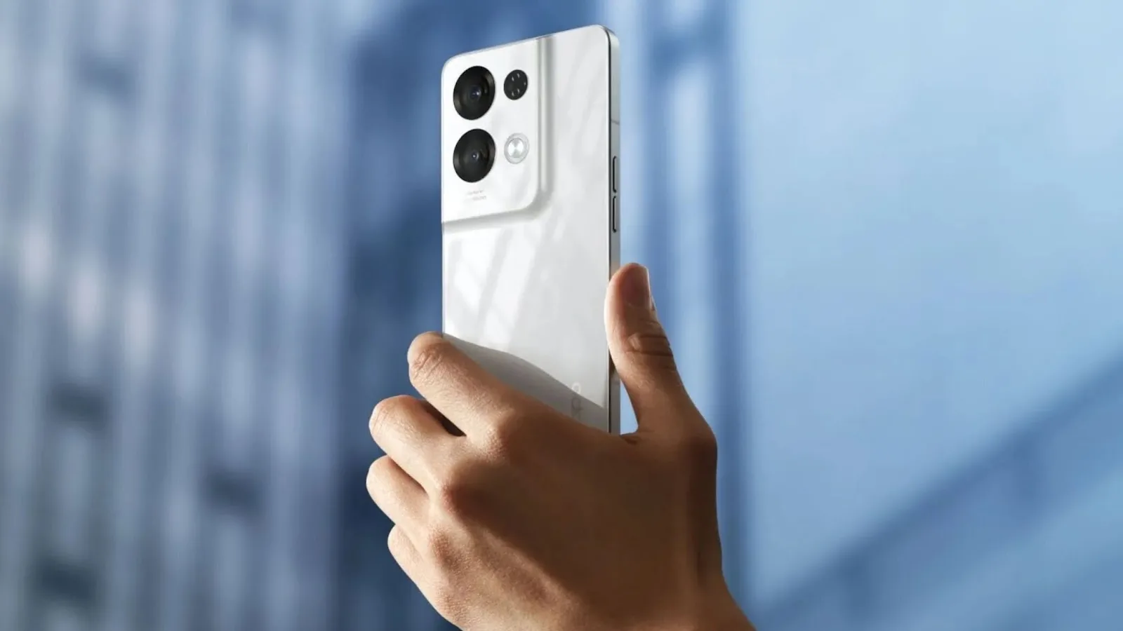 OPPO Reno8 Pro şi Reno8 au debutat global; Ce dotări au şi cât costă