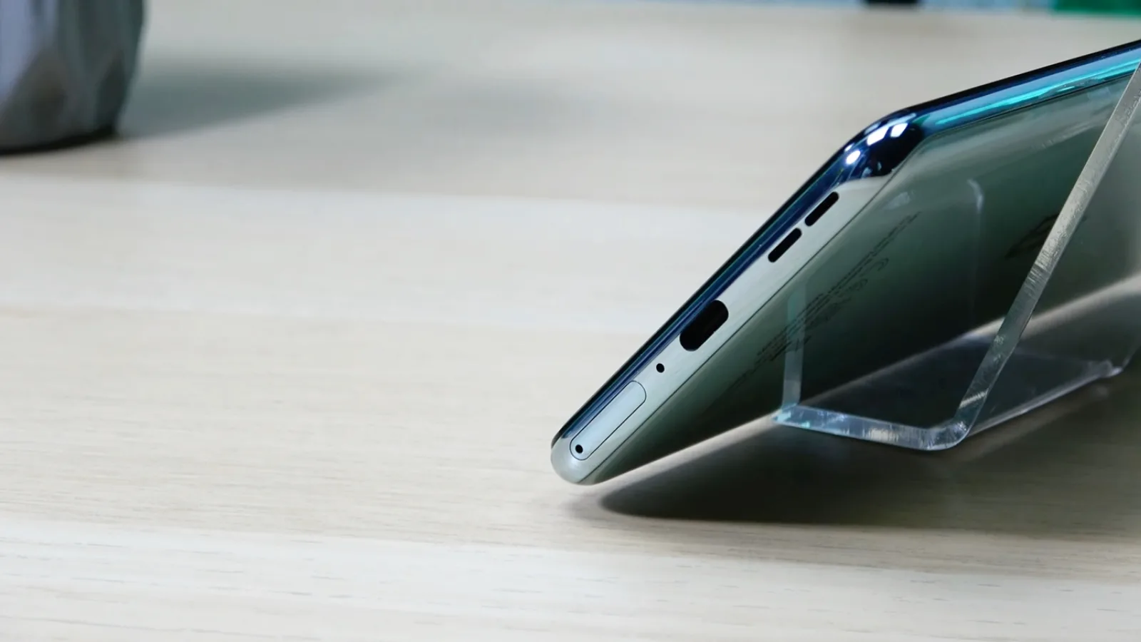 OnePlus Nord 2T 5G: Acustică la nivelul predecesorului, cu diferenţe între difuzoare