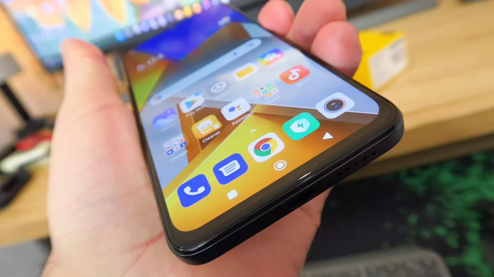 POCO M4 Pro 4G: Baterie de 5000 mAh care îşi face treaba excelent