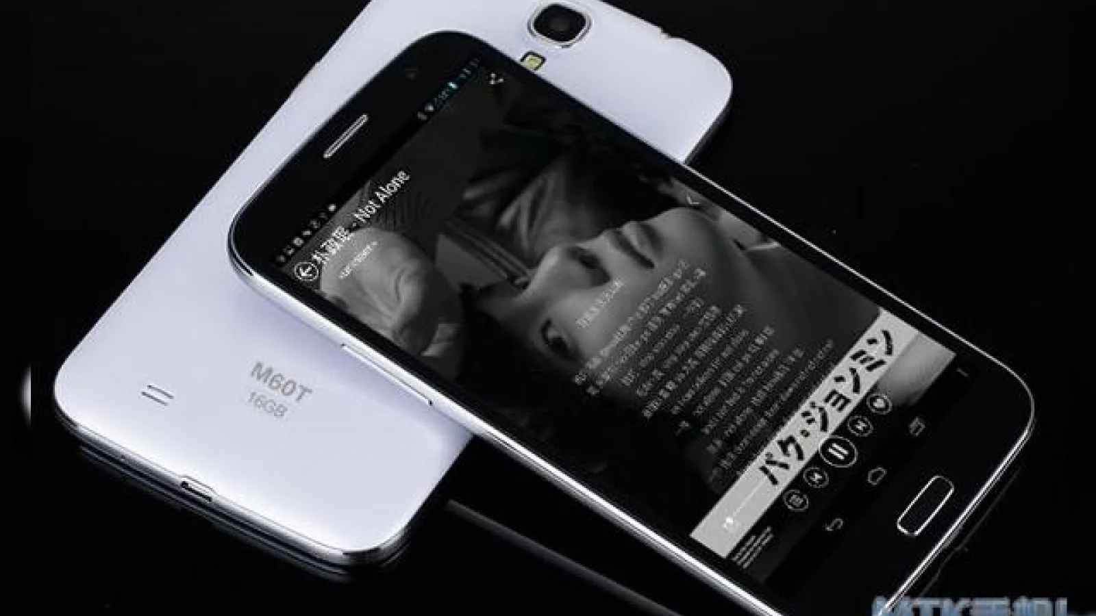 Phablet octa core cu ecran de 6 inch și sloturi dual SIM 3G: Aoson M60T costă doar 264 dolari