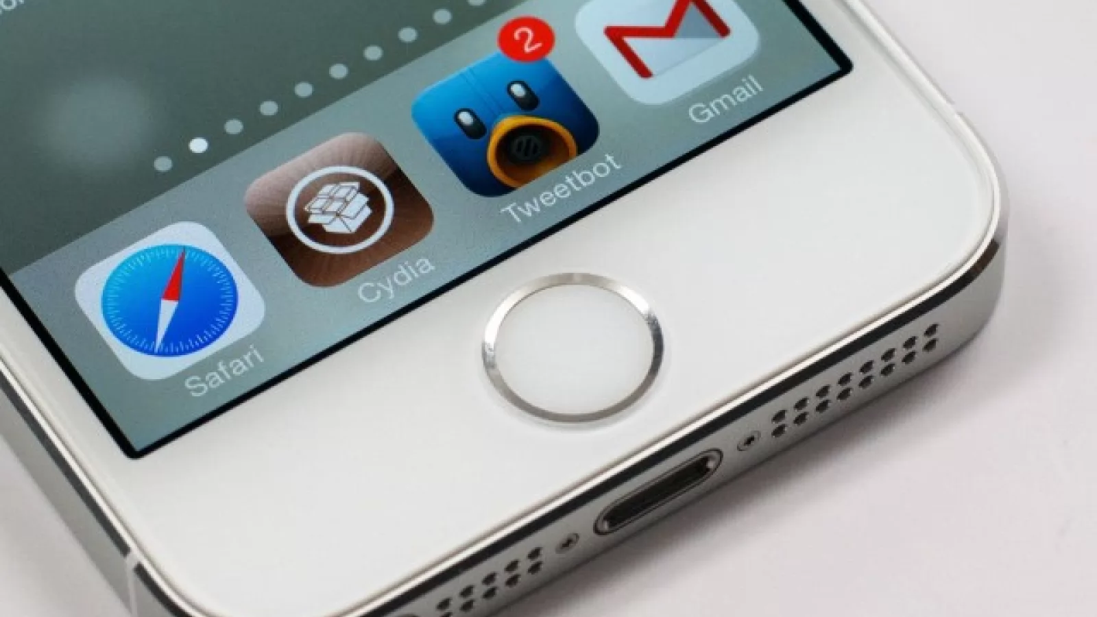 iOS 7.1 beta 5 blochează exploit-urile jailbreak-ului Evasi0n