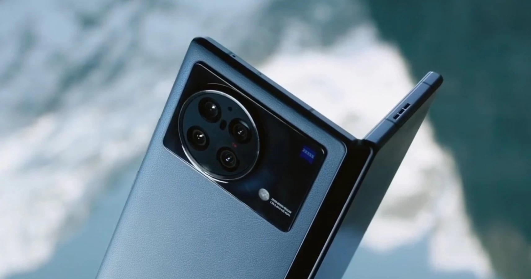 vivo X Fold S este următorul telefon pliabil vivo, vine cu funcţii unice pentru companie