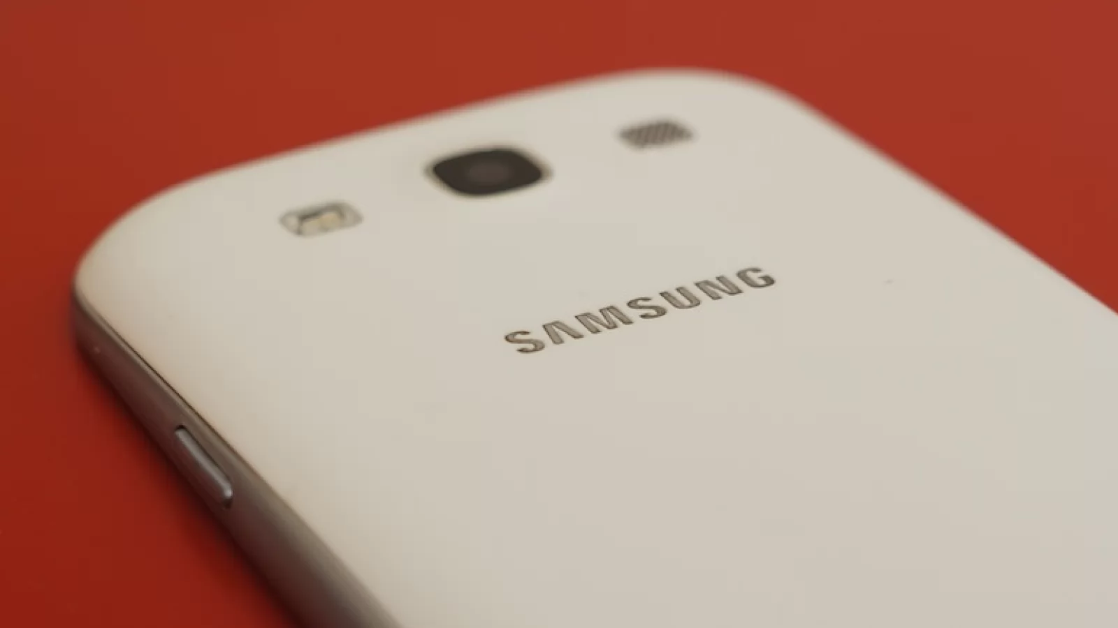 Noi zvonuri din lumea batonului de ciocolată: actualizări KitKat pentru Galaxy Note II, Galaxy S III și alte modele