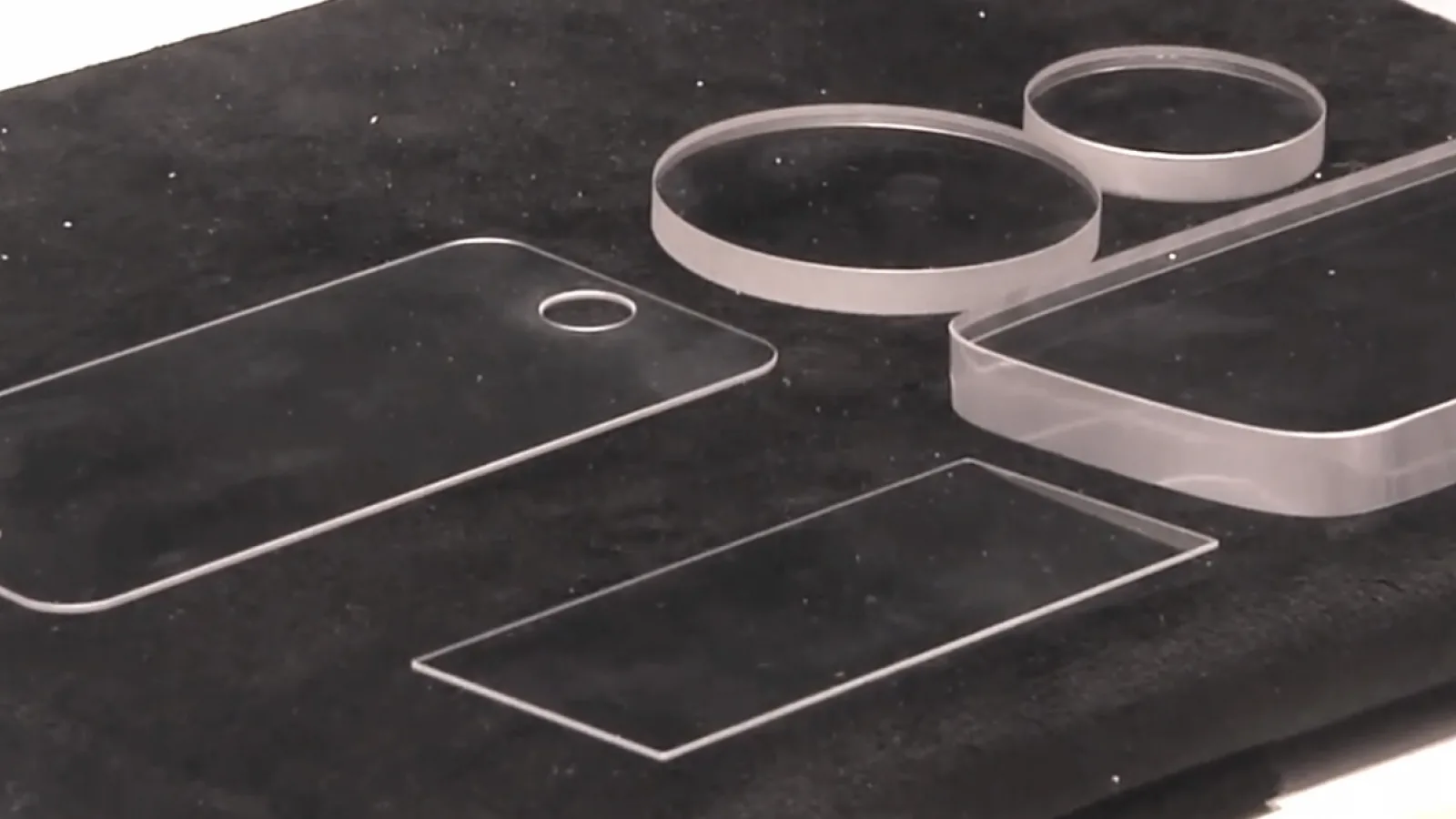 Fabrica Apple din Arizona ar putea produce mai mult safir sintetic decât tot globul