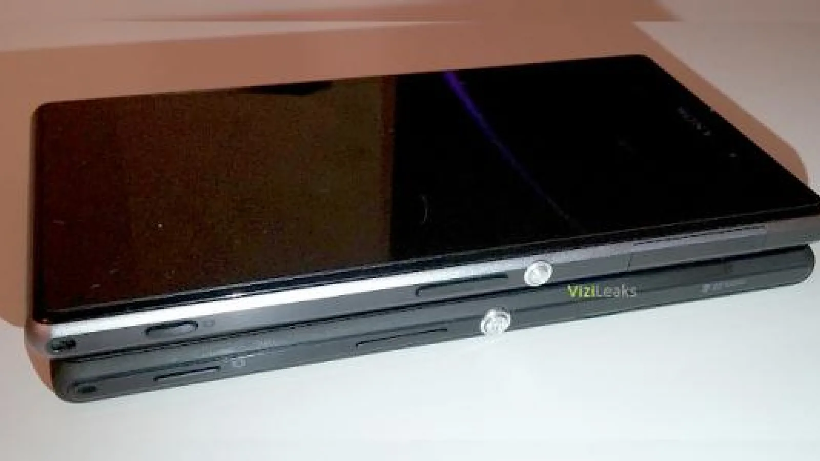 Sony Xperia G, un nou smartphone mid-range apare Într-o primă fotografie live
