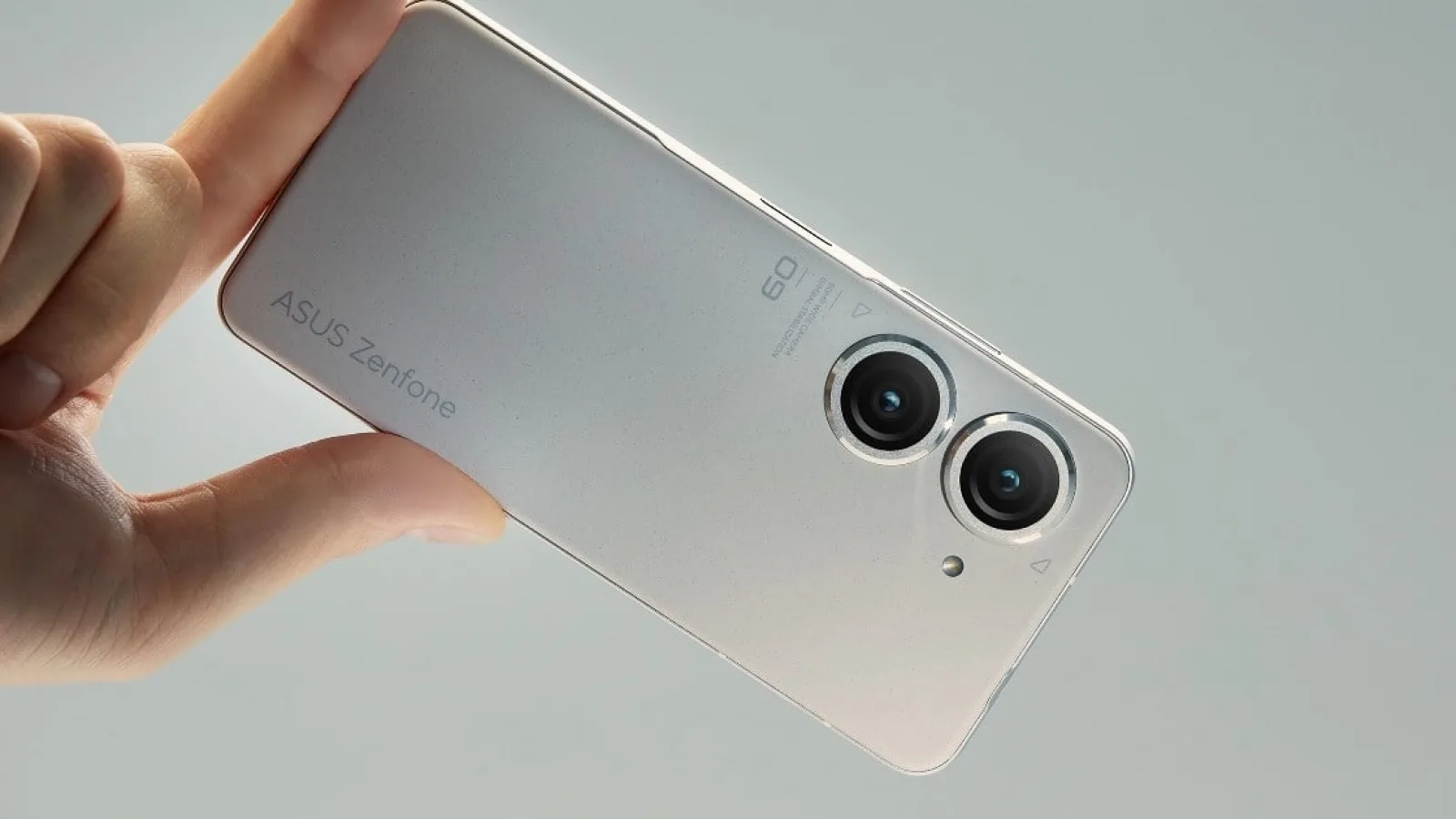 ASUS Zenfone 9 primește Android 13 în variantă Beta; Actualizarea stabilă ar putea sosi până la finalul acestui an