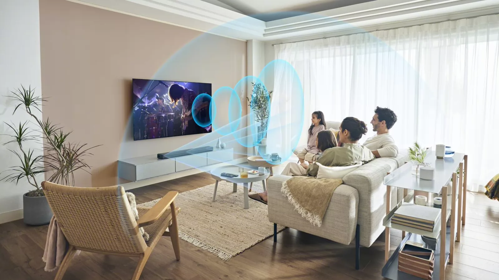 Sony lansează soundbar-ul HT-A3000, care oferă o experienţă imersivă la 360 de grade (Spatial Sound)