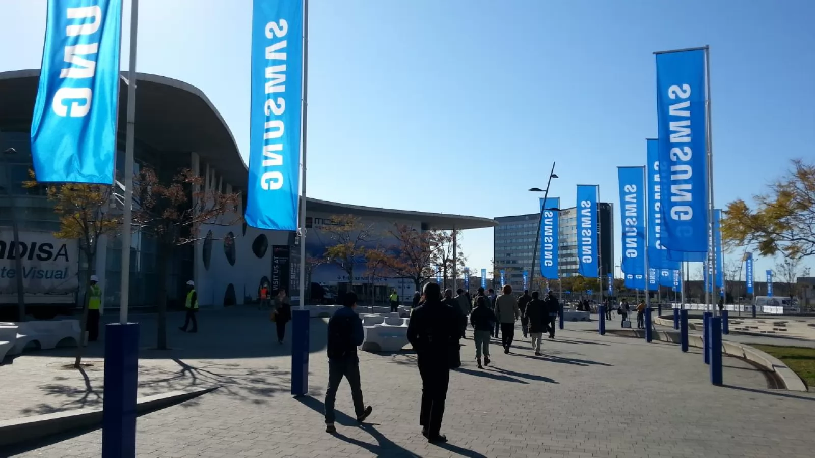 Jurnal de bord MWC 2014, ziua 3: Înregistrarea propriu-zisă și ultima zi de hoinăreală pe străzile din Barcelona (Video)