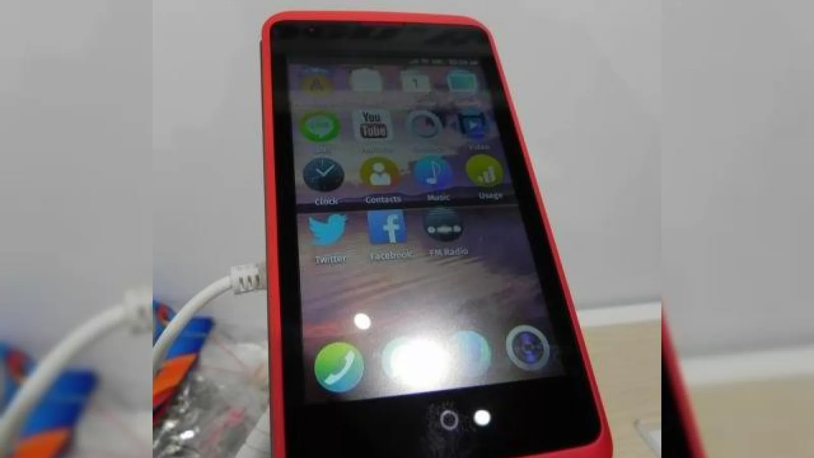 MWC 2014: ZTE Open C hands on preview - telefon entry level cu Firefox OS 1.3