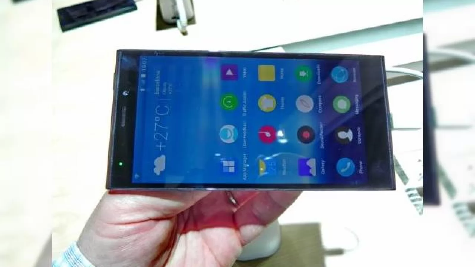 MWC 2014: Gionee Elife E7 hands on preview - modelul care a stat la baza lui Allview X1 Xtreme analizat cu atenție (Video)