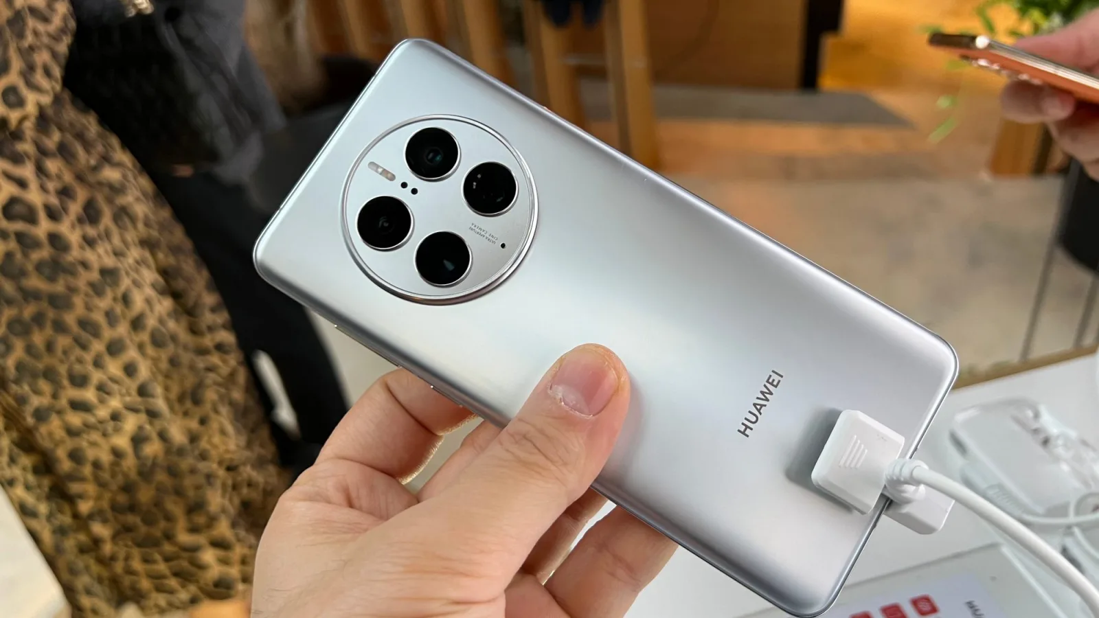 Huawei Mate 50 Pro Hands-on Review: cameraphone-ul cu deschidere variabilă ar putea schimba percepţia despre Huawei